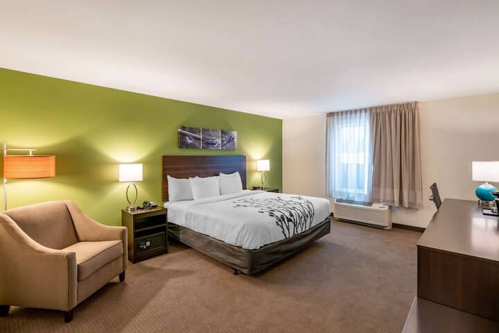 Room 7 of 37